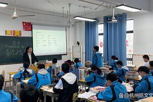 谈谈对快船队的看法？库兹马：额……我宁愿他们保留原来的阵容